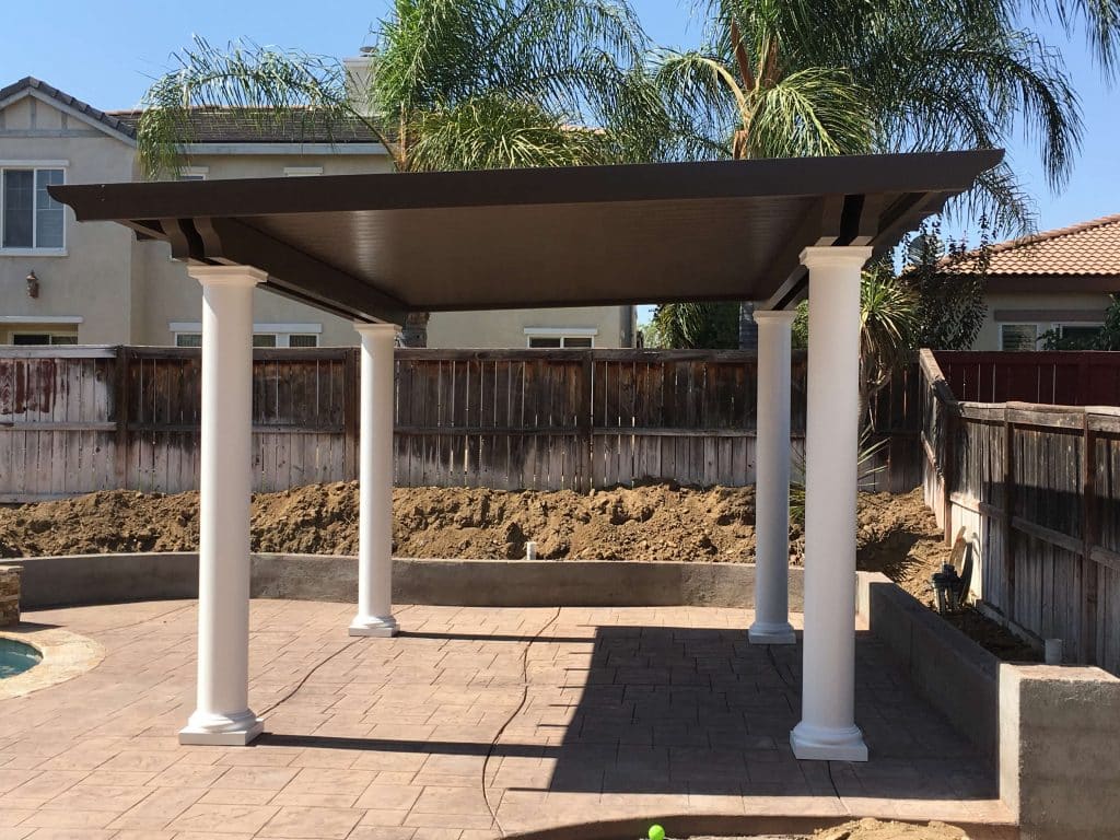 Read more about the article The Benefits of Adding a Pergola to Your Patio or Deck
